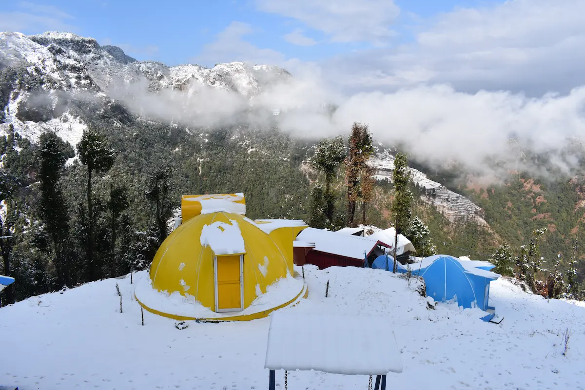 Mountain view dome stay at Lacliff Nature Home Dhanaulti Uttarakhand