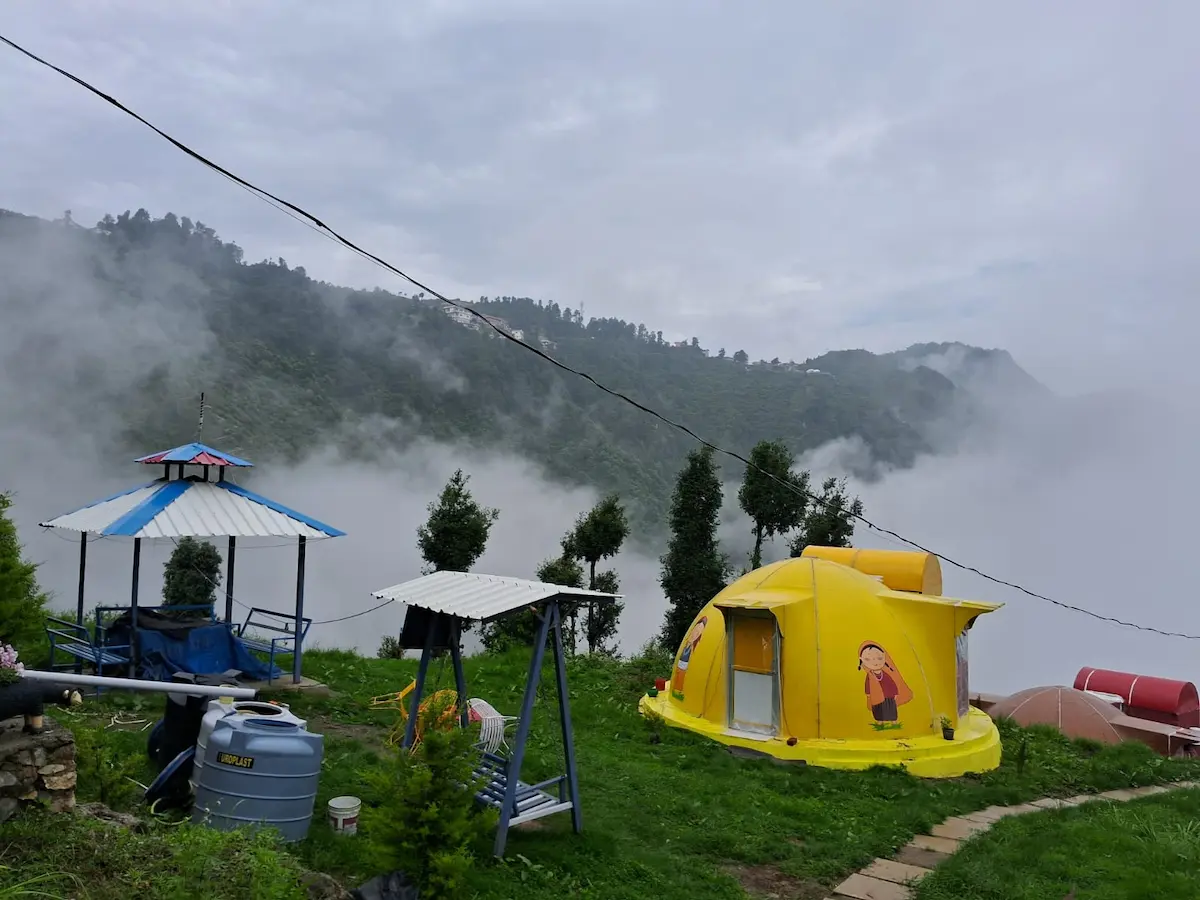 Mountain view dome stay at Lacliff Nature Home Dhanaulti