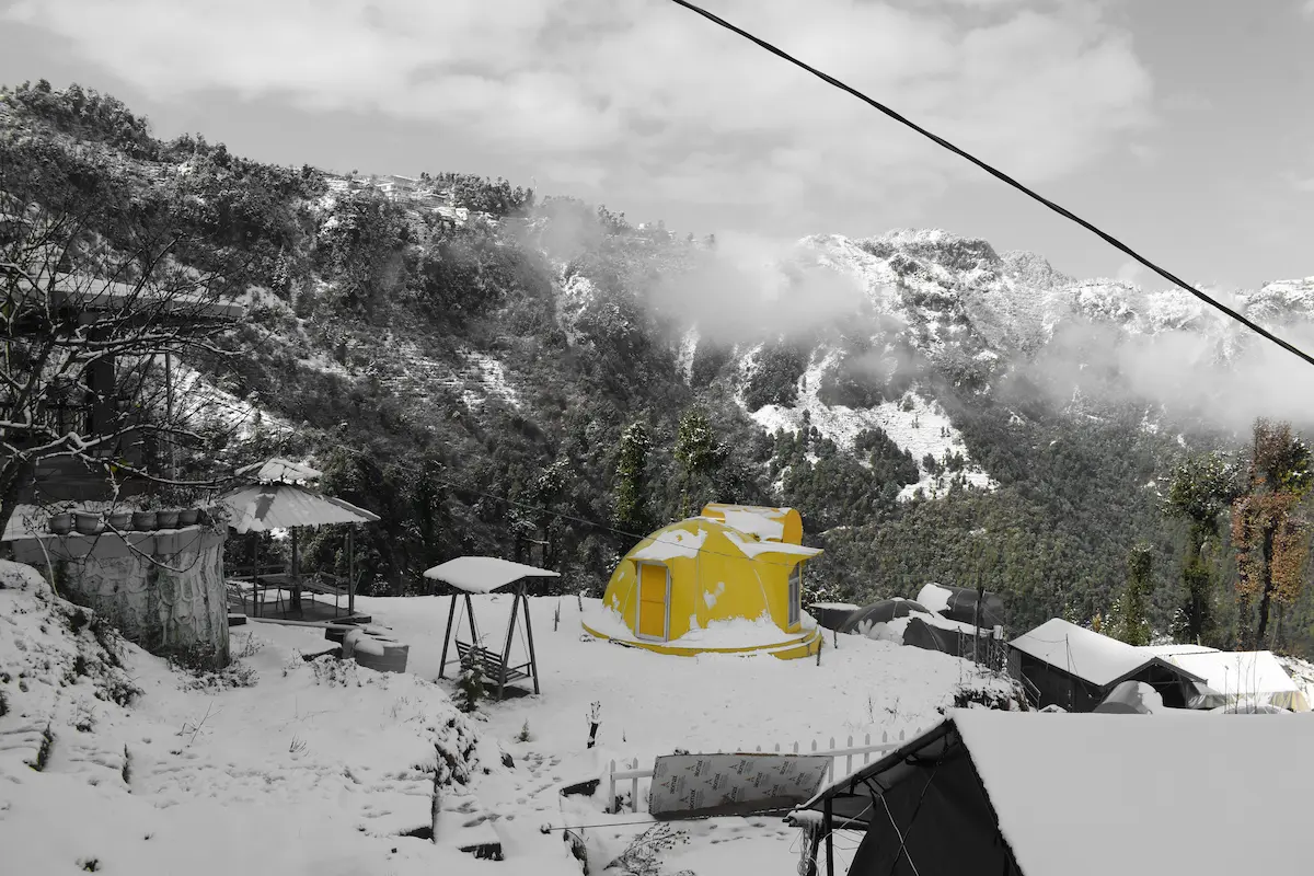 Mountain view dome stay at Lacliff Nature Home Dhanaulti Uttarakhand