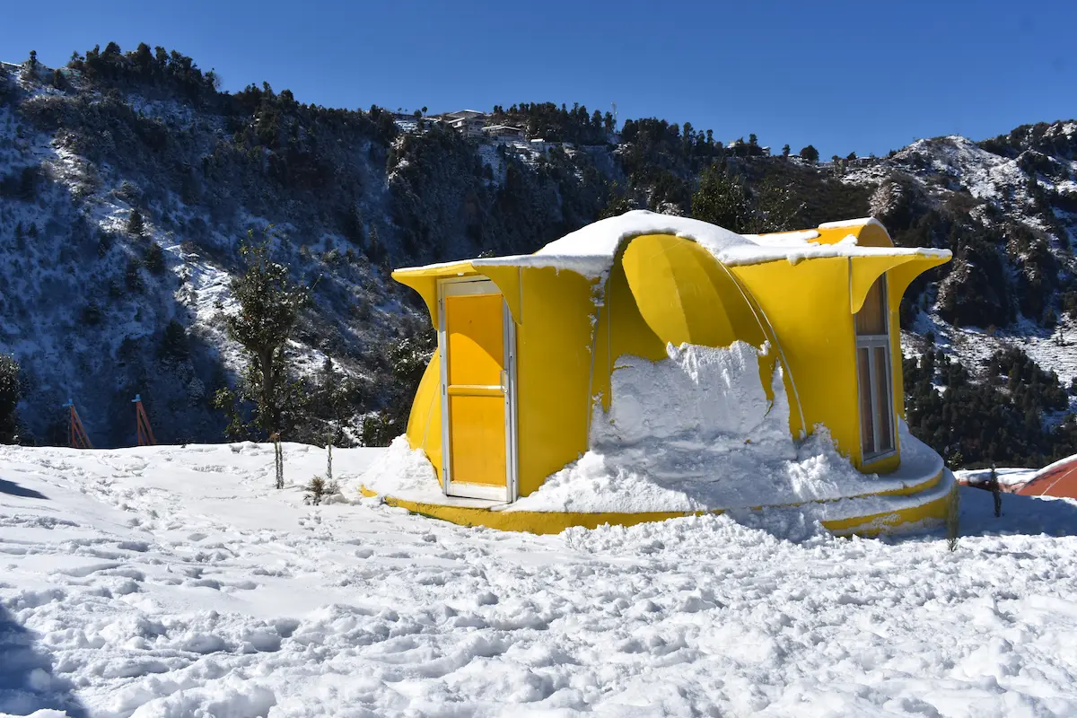 Mountain view dome stay at Lacliff Nature Home Dhanaulti Uttarakhand