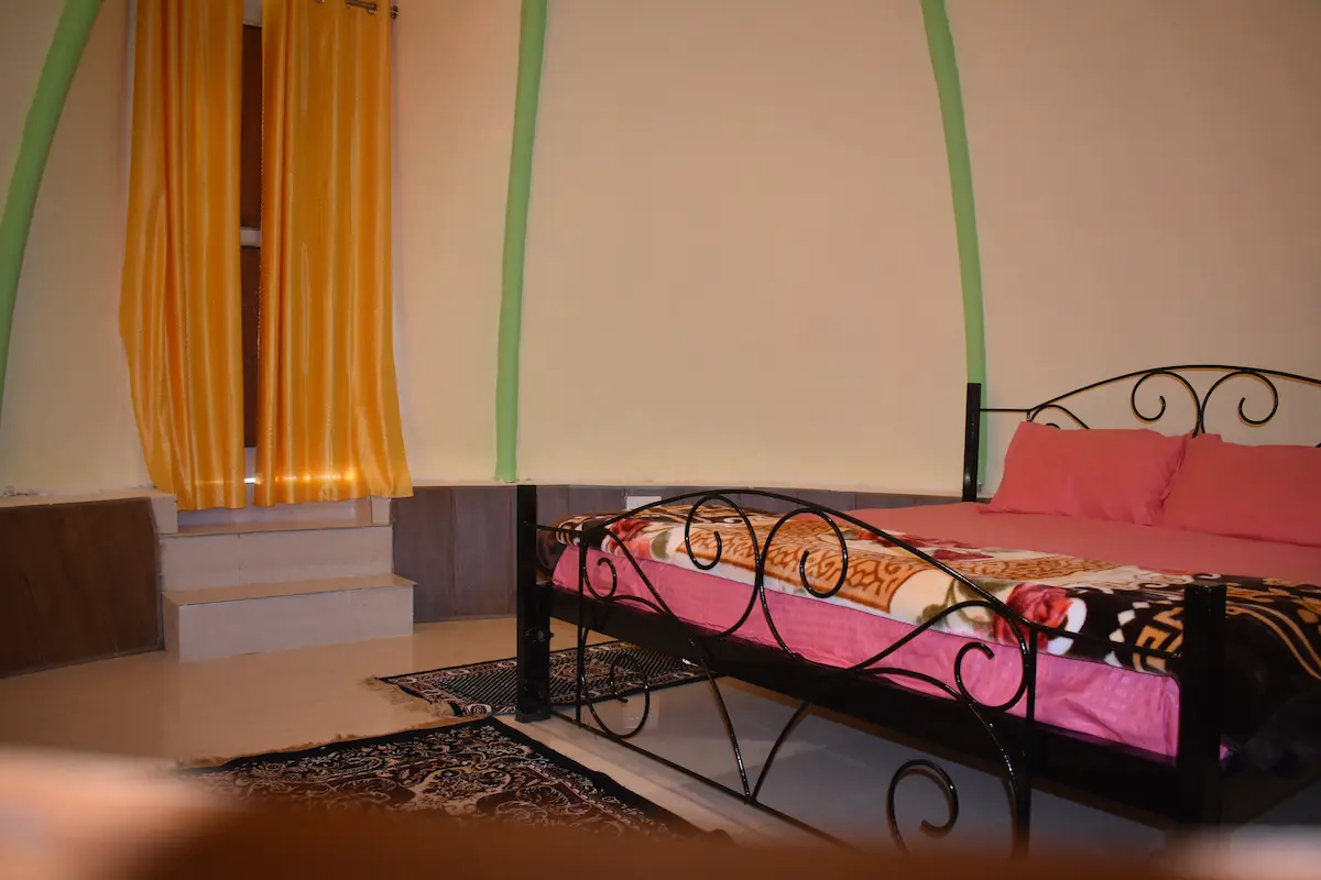 Mountain view dome stay at Lacliff Nature Home Dhanaulti Uttarakhand