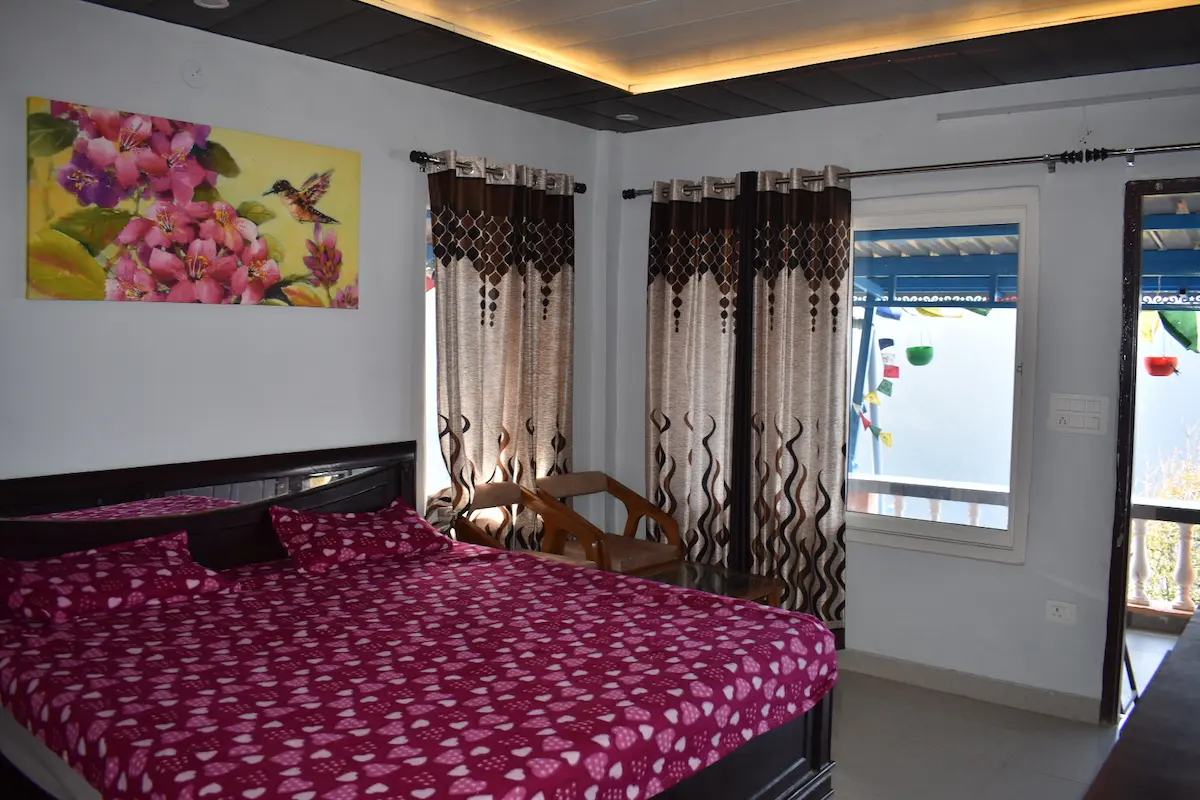 Mountain view dome stay at Lacliff Nature Home Dhanaulti Uttarakhand